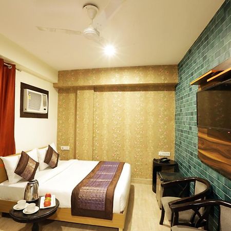 Hotel Airport Star New Delhi Exterior foto