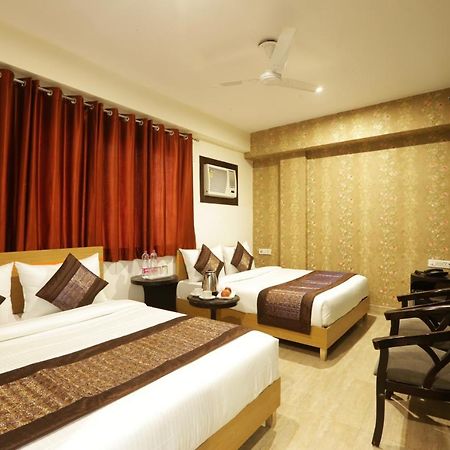 Hotel Airport Star New Delhi Exterior foto