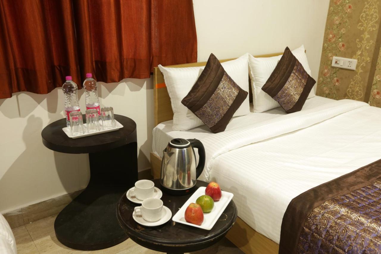 Hotel Airport Star New Delhi Exterior foto