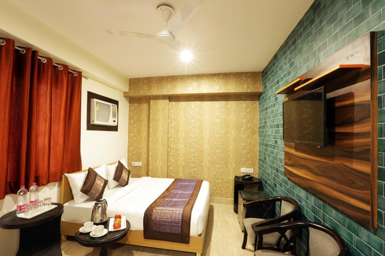 Hotel Airport Star New Delhi Exterior foto