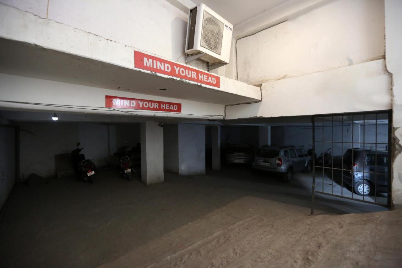 Hotel Airport Star New Delhi Exterior foto