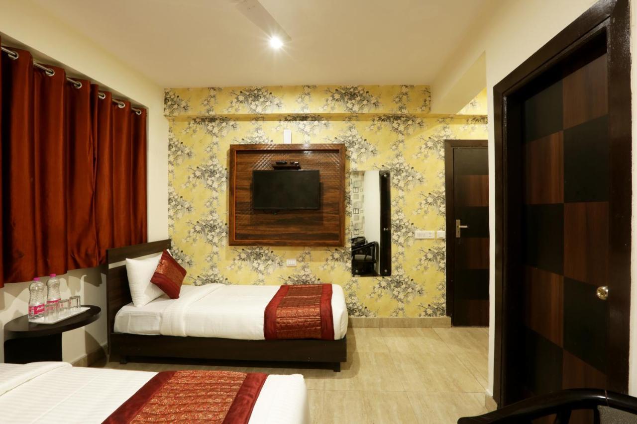 Hotel Airport Star New Delhi Exterior foto