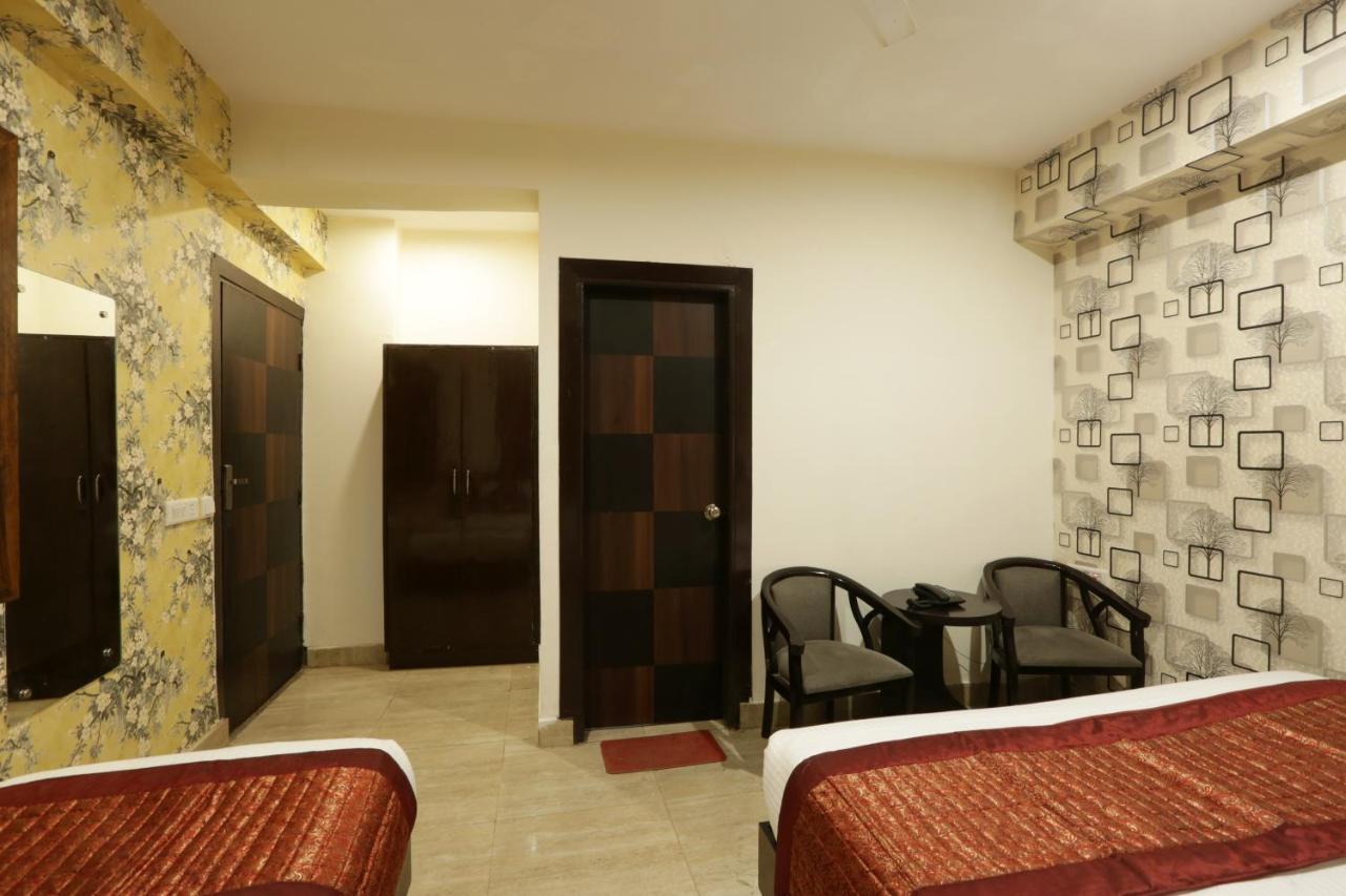 Hotel Airport Star New Delhi Exterior foto