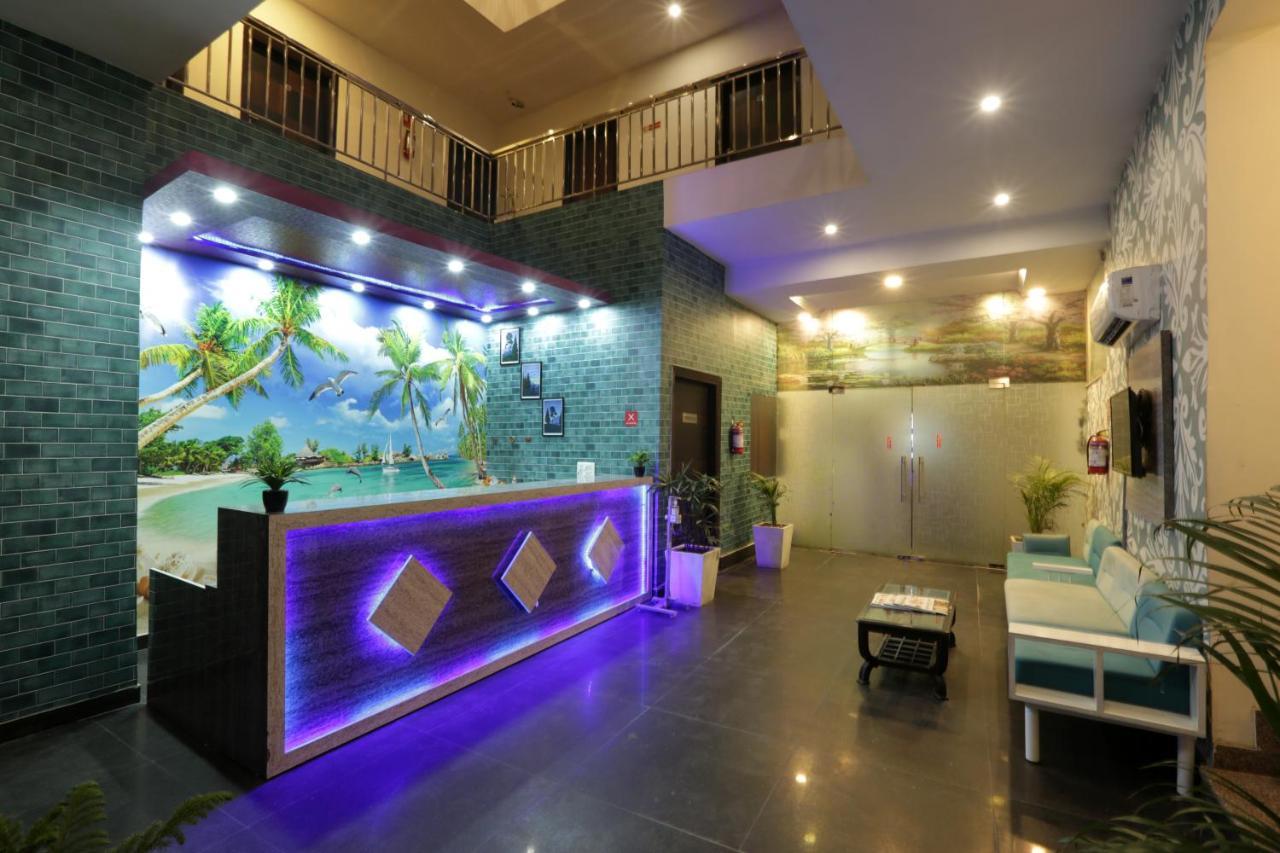 Hotel Airport Star New Delhi Exterior foto