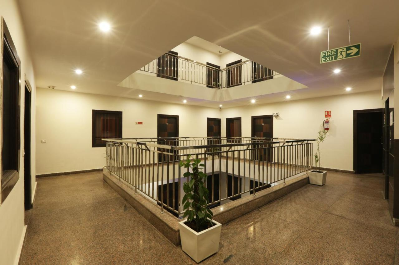 Hotel Airport Star New Delhi Exterior foto